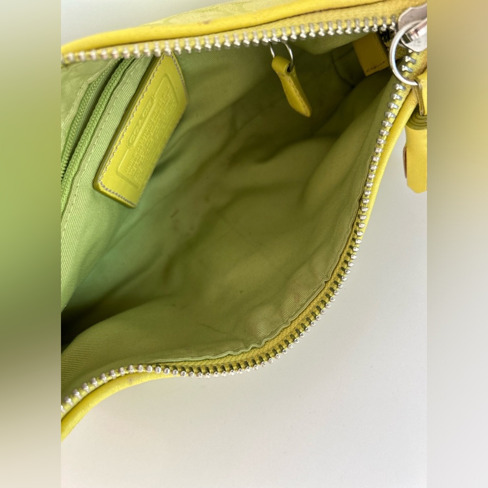 Rare Vintage Y2K Coach Neon Yellow Green Baguette Shoulder Bag - Picture 7 of 8